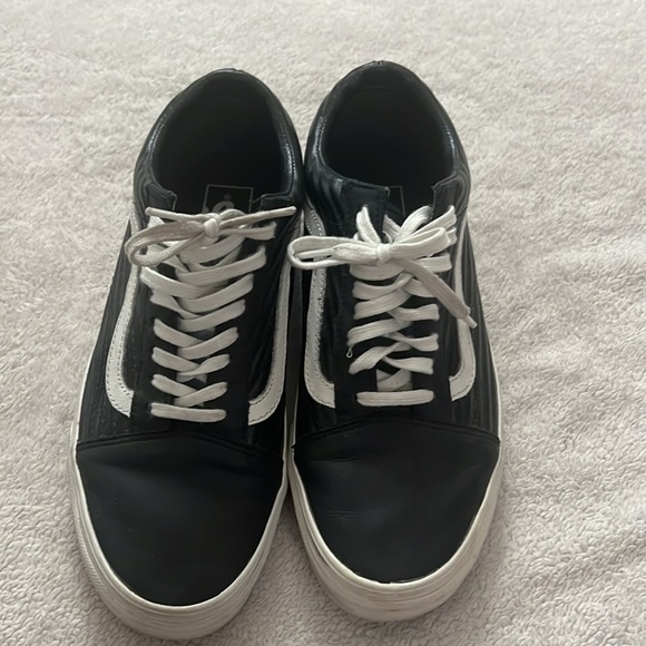 Vans Monochrome Low-Top Sneakers - Picture 1 of 7